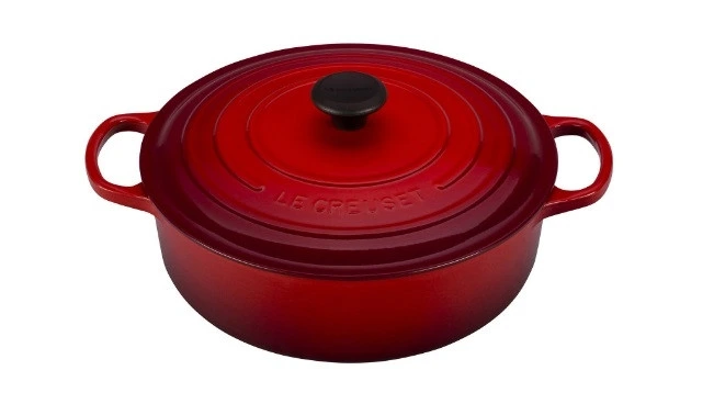 Le Creuset - 6.2 L (6.75 QT)Cherry Shallow Round French Oven