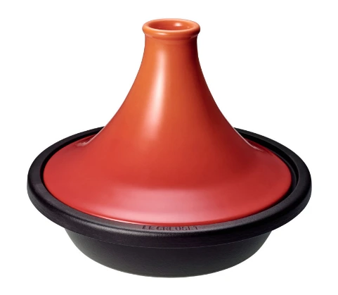 Le Creuset - 2.3 L (2.47 QT) Flame Moroccan Tagine