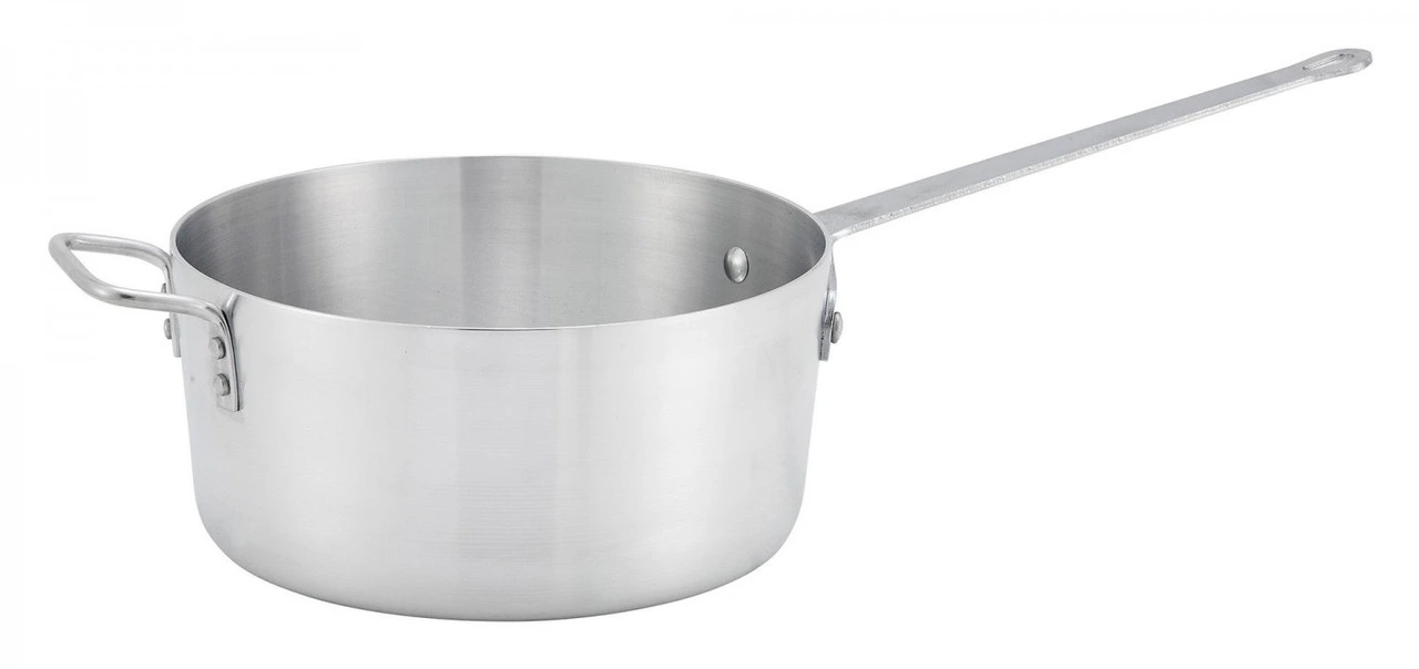 Winco - 7 qt Aluminum Saucepan - ASP-7