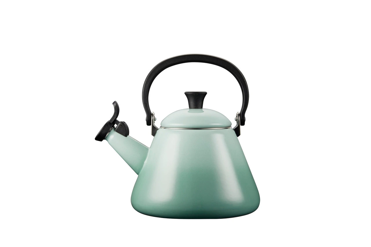 Le Creuset - 1.6 L (1.7 QT) Sage Kone Kettle