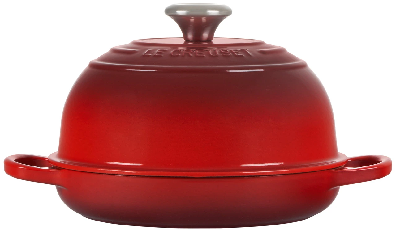 Le Creuset - Cherry Bread Oven