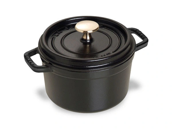 Staub - 1.4 L (1.5 QT) Black Round Cocotte