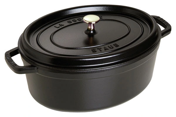 Staub - 6.7 L (7 QT) Black Oval Cocotte