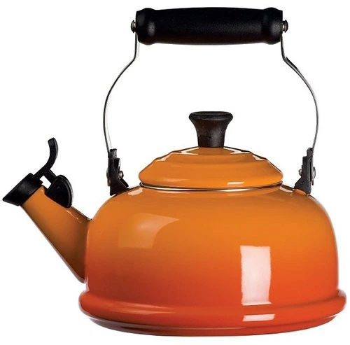 Le Creuset - 1.6 L (1.8 QT) Flame Classic Whistling Kettle