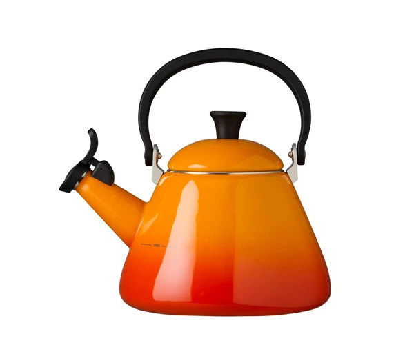 Le Creuset - 1.6 L (1.7 QT) Flame Kone Kettle