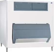 Icetro - 1660 lb Follett Single Door Upright Ice Storage Bin - IB-SG1650S-60