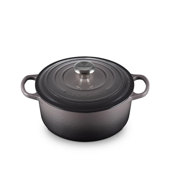 Le Creuset - 4.2 L (4.5 QT) Oyster French Round Dutch Oven