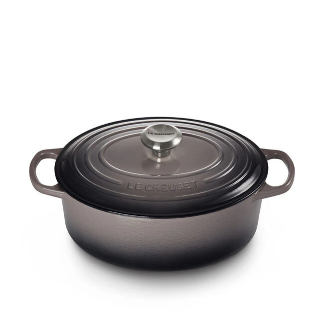 Le Creuset - 4.7 L (5 QT) Oyster French Oval Dutch Oven