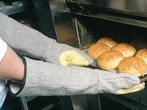 Oven Mitts - 17" Kevlar Reinforced with Oil-Block (Per 2) - TBMOB