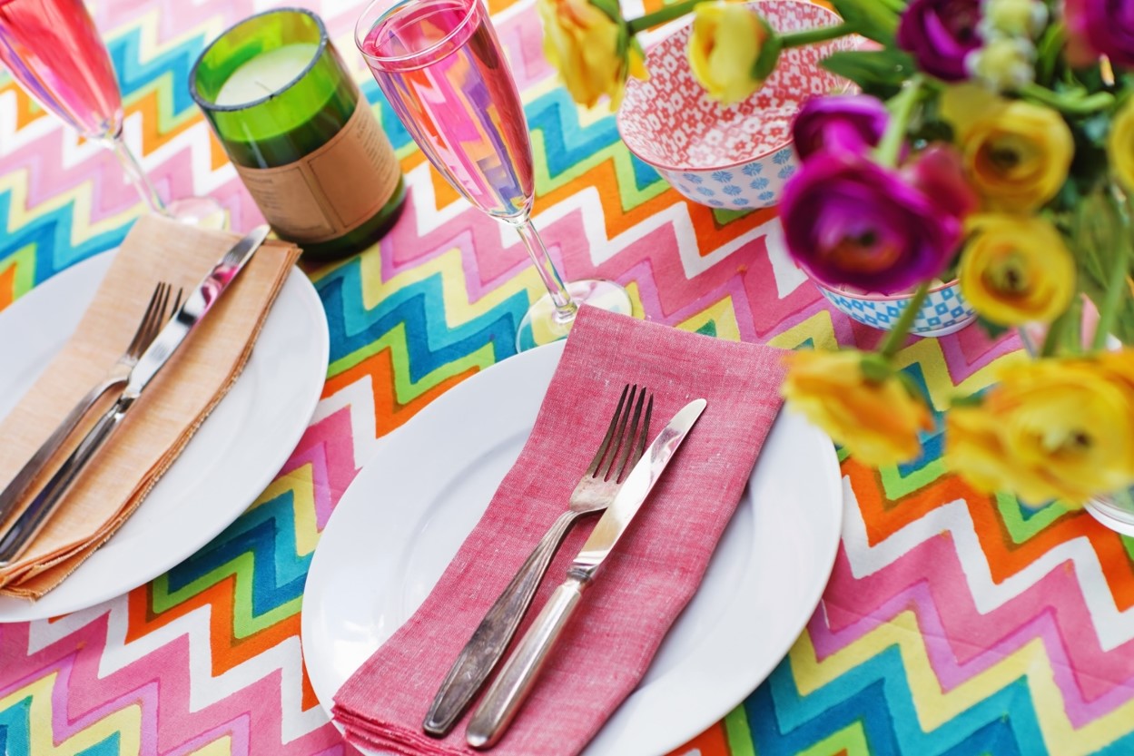 Colourful tables for Summer Entertaining